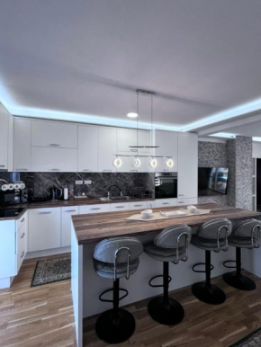 Dudex Apartment
